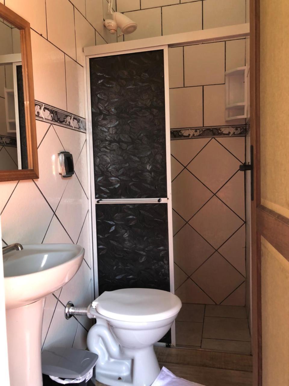 Отель Pousada Vista Ao Farol Фарол-де-Санта-Марта Экстерьер фото
